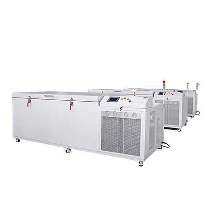 Gear assembly refrigerator