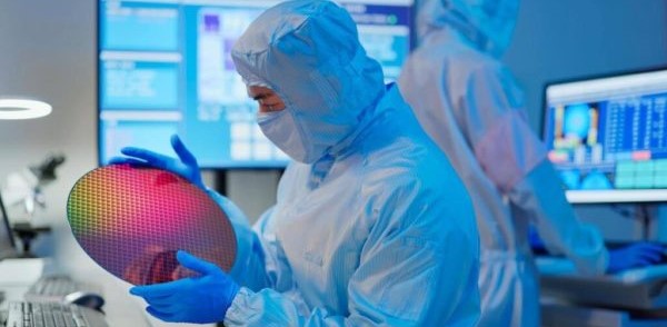 Why Chip Testing Needs Semiconductor Chillers - chip testing (Image 1)